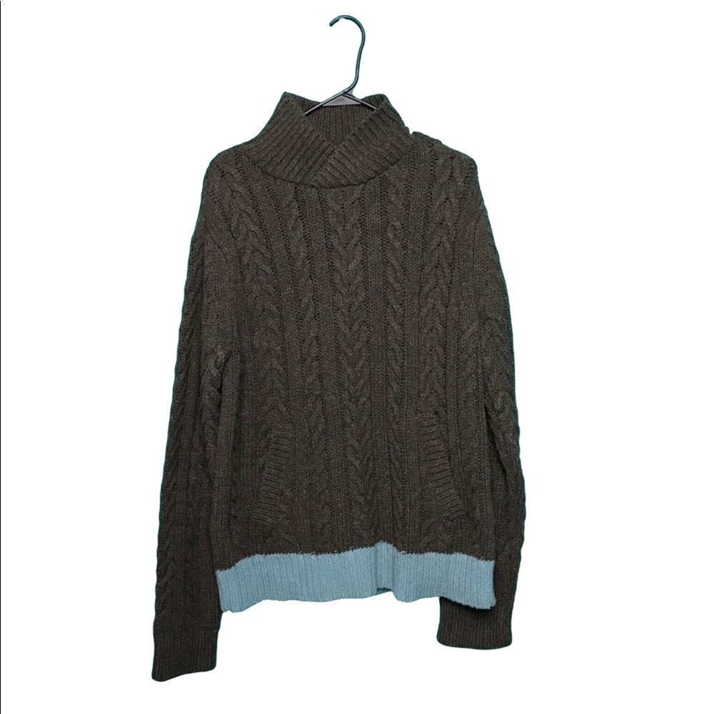 Men's cable knit DKNY sweater